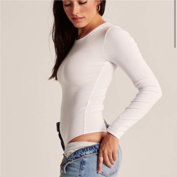 Abercrombie & Fitch Tops - Abercrombie & Fitch Long Sleeve Ribbed White Bodysuit